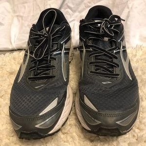 Brooks Ravenna 8 Running Shoes